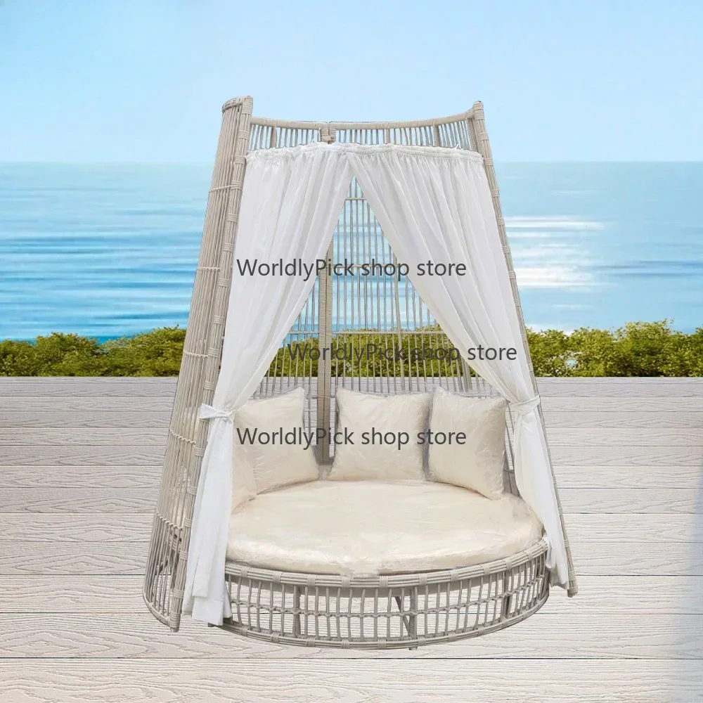 Outdoor Furniture In Bali - Cube Hotel Resort, Lettini Prendisole in